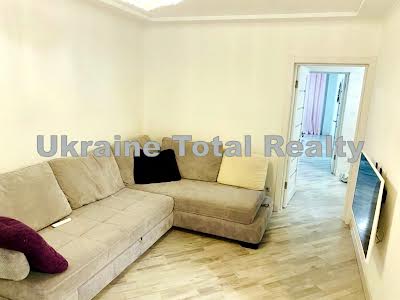 квартира за адресою Бориса Гмирі вул., 12-Б