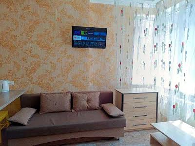 квартира за адресою Середньофонтанська вул., 19