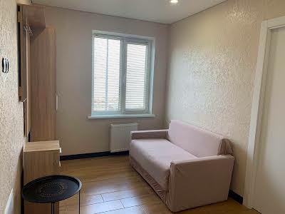 квартира за адресою Озерна вул., 27а