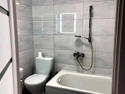 квартира за адресою Євгена Чикаленка вул. (Матросова), 8а