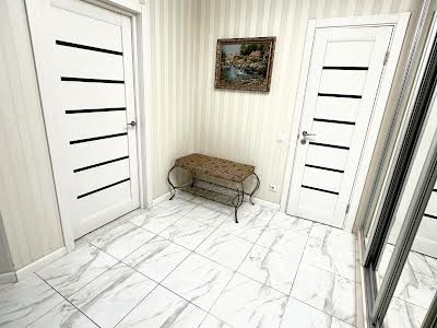 квартира за адресою Лесі Українки вул., 10
