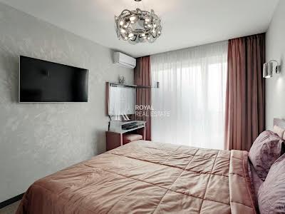 квартира за адресою Митрополита Василя Липківського вул. (Урицького), 16