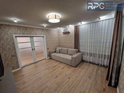 квартира за адресою Євгена Сверстюка вул. (Марини Раскової), 6