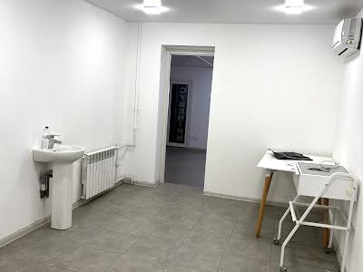коммерческая по адресу Генерала Бочарова ул. (Бочарова Генерала), 1