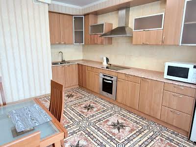 квартира по адресу Миколы Бажана просп., 12