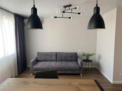 квартира за адресою Деміївська вул., 18