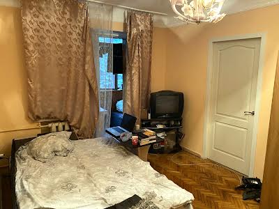 квартира за адресою Черняховського вул., 4