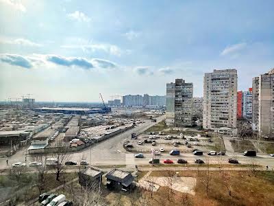 квартира за адресою Лариси Руденко вул., 21-А