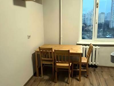 квартира за адресою Драгоманова вул., 8б