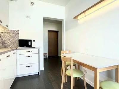 квартира за адресою Богатирська вул., 6а