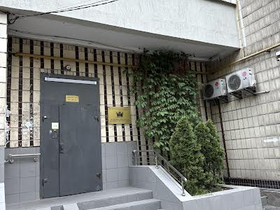 квартира за адресою Митрополита Василя Липківського вул. (Урицького), 23