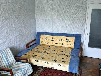 квартира за адресою Миколи Ушакова вул., 6