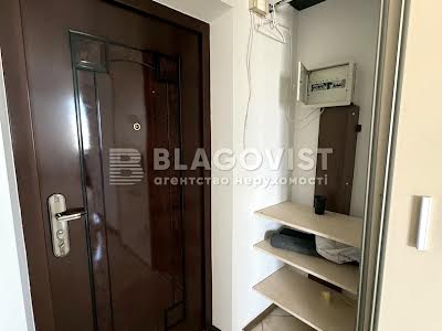 квартира за адресою Феодосійський пров., 14