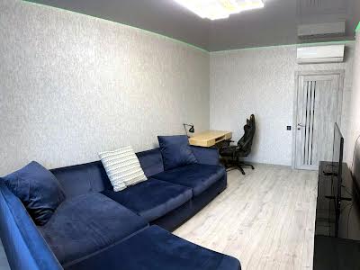 квартира за адресою Новопольова вул., 2