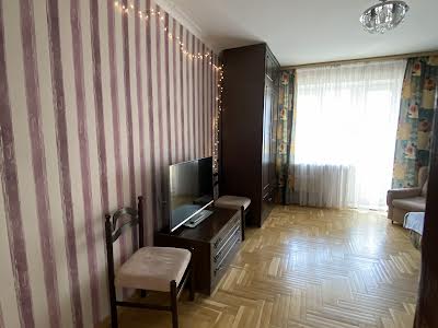 квартира за адресою Срібнокільська вул., 24-А
