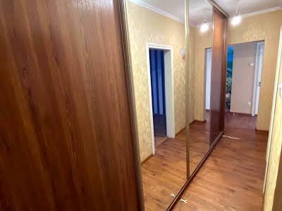 квартира за адресою Драгоманова вул., 1-Б