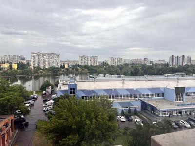 квартира по адресу Павла Тычины просп., 18-Б