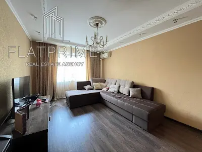 квартира за адресою Тростянецька вул., 8-Б