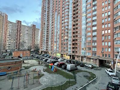 квартира по адресу Осенняя ул., 33