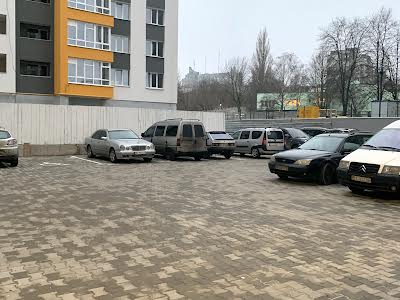 квартира за адресою Степана Бандери вул., 32/1