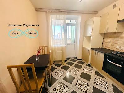 квартира по адресу Боголюбова ул., 13