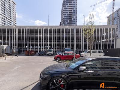 квартира за адресою Всеволода Змієнка вул., 34/21