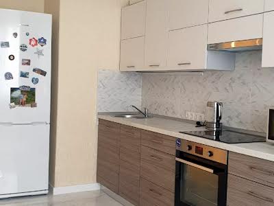 квартира за адресою Перлинна вул., 9
