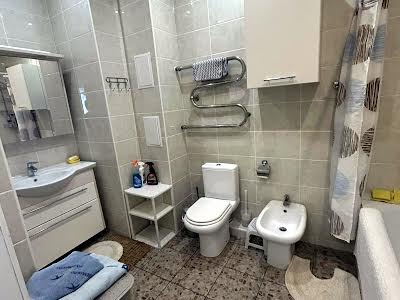 квартира за адресою Євгена Коновальця вул. (Щорса), 36-В
