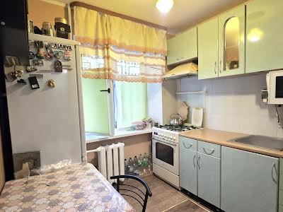 квартира по адресу Генерала Петрова ул., 55