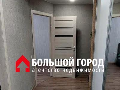 квартира за адресою Бочарова вул., 8