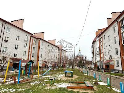 квартира за адресою Красносільського вул., 27