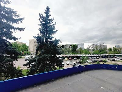 квартира за адресою Авіаконструктора Ігоря Сікорського вул. (Танкова), 1