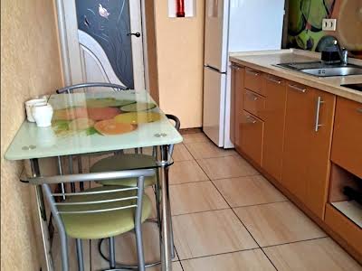 квартира по адресу Натальи Ужвий ул., 12