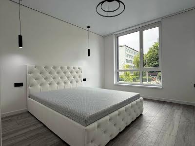 квартира за адресою Флотська вул., 10б