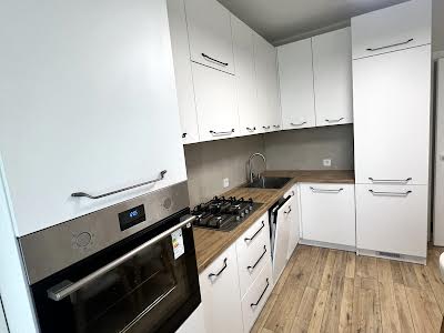 квартира за адресою Жасминова, 11
