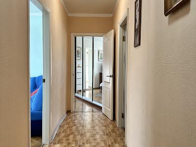 квартира за адресою Шота Руставелі вул., 25