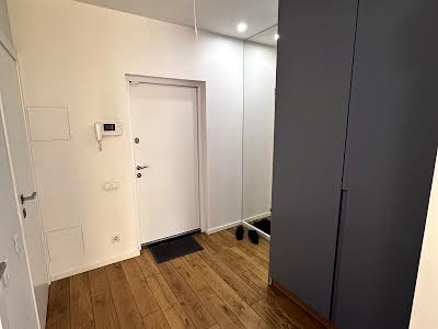 квартира за адресою Регенераторна вул., 4
