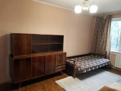 квартира по адресу Голосеевский просп. (40-летия Октября), 21