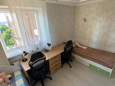 квартира по адресу Ивана Пулюя ул., 40
