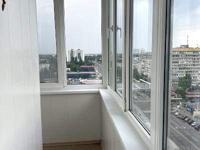 квартира за адресою Калинова вул., 81