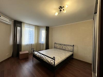 квартира по адресу Боголюбова ул., 14