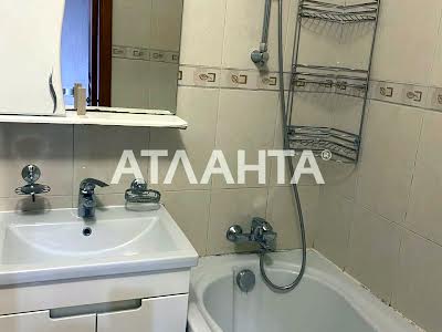 квартира за адресою Ільфа та Петрова вул., 57