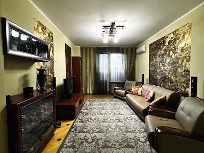 квартира за адресою Гольдбергівська вул. (1-ї Кінної Армії), 9