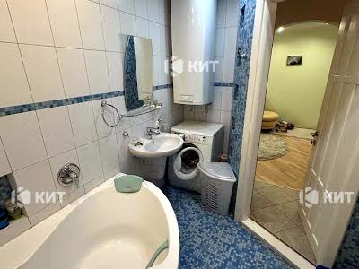 квартира за адресою Поздовжня вул., 1