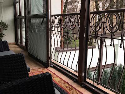 квартира за адресою Сергія Єфремова вул., 30