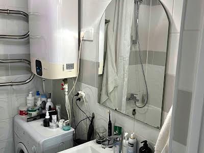 квартира за адресою Велика Васильківська вул. (Червоноармійська), 124а