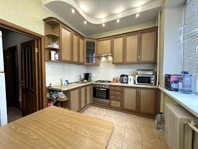 квартира за адресою Шота Руставелі вул., 27