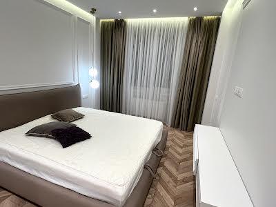 квартира за адресою Регенераторна вул., 4 к. 11