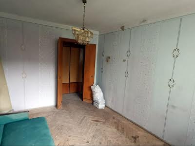 квартира за адресою Наукова вул., 106