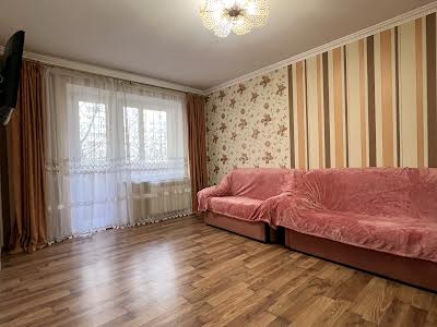 квартира за адресою Оноре де Бальзака вул., 18